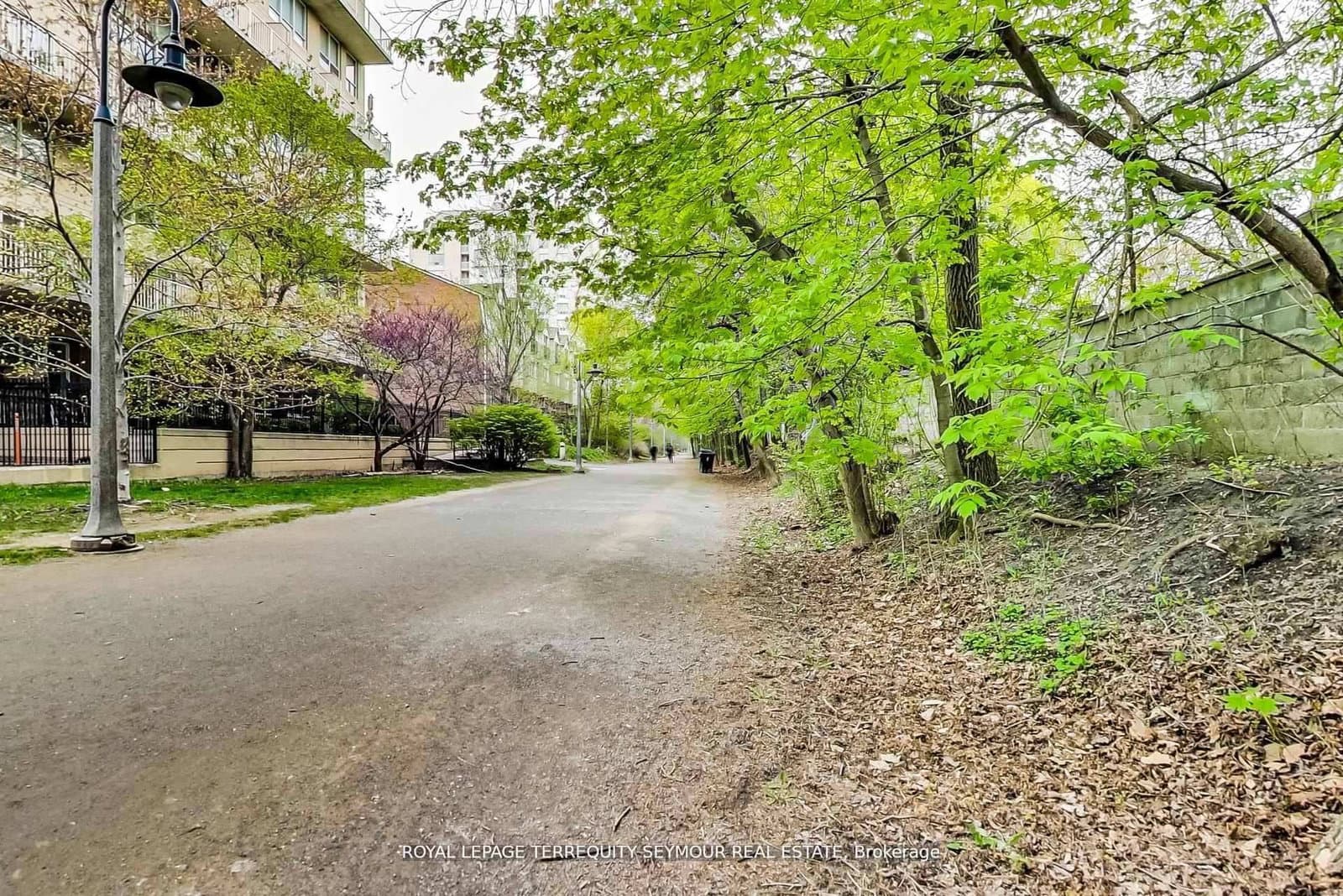 139 Merton Street, Unit 448 thumbnail 25