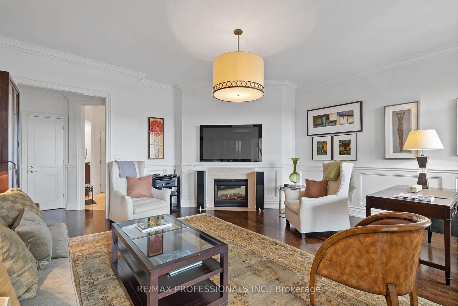 99 Avenue Road, Unit SUBPH3 thumbnail 17