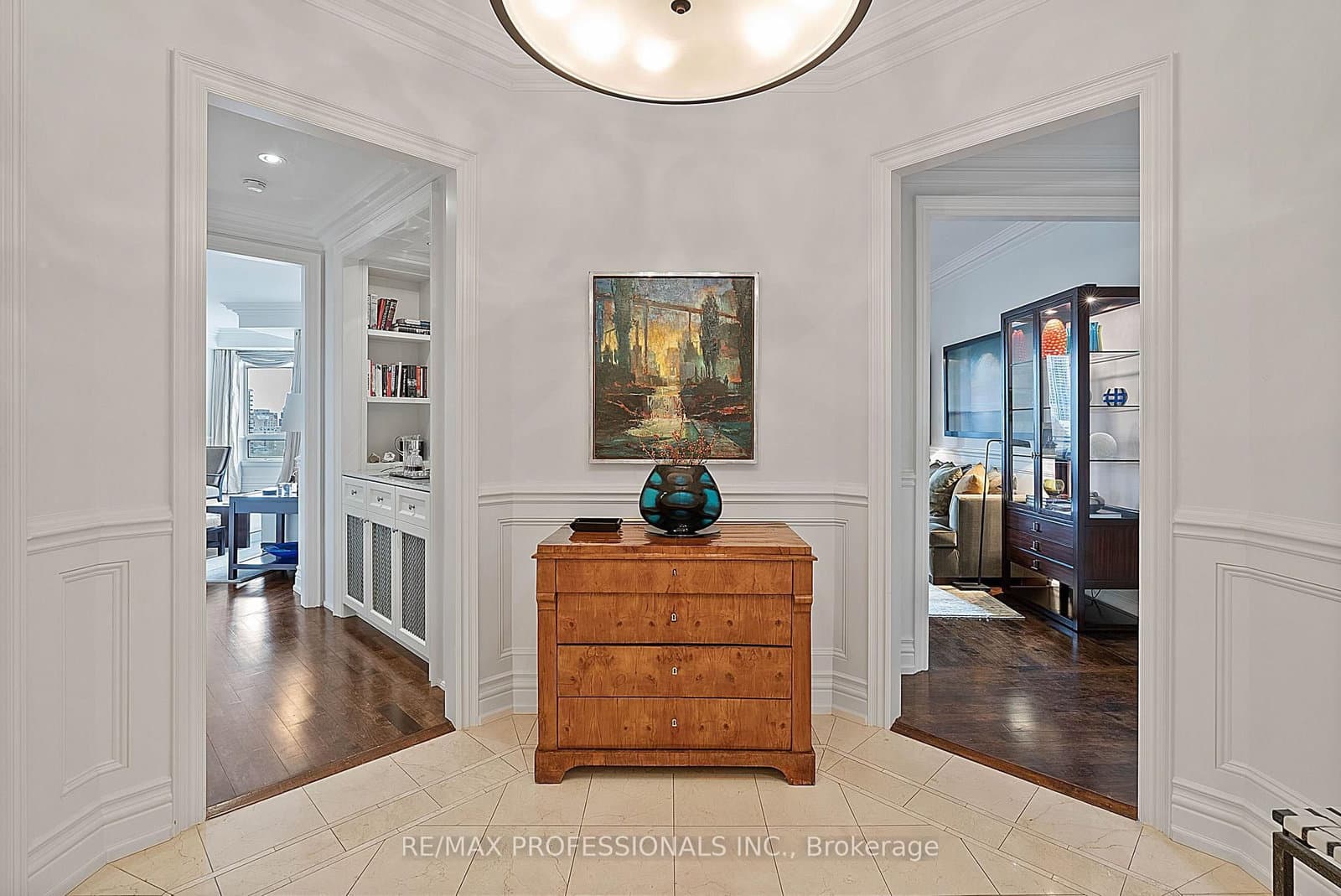 99 Avenue Road, Unit SUBPH3 thumbnail 4