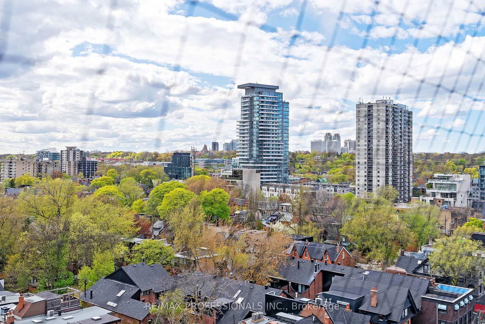 99 Avenue Road, Unit SUBPH3 thumbnail 49