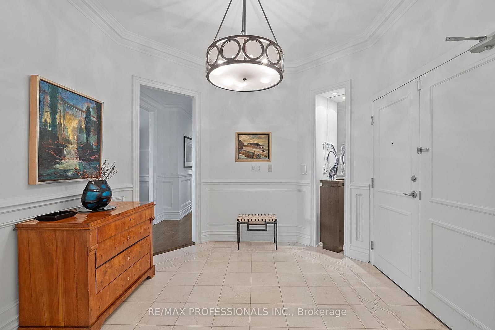 99 Avenue Road, Unit SUBPH3 thumbnail 5