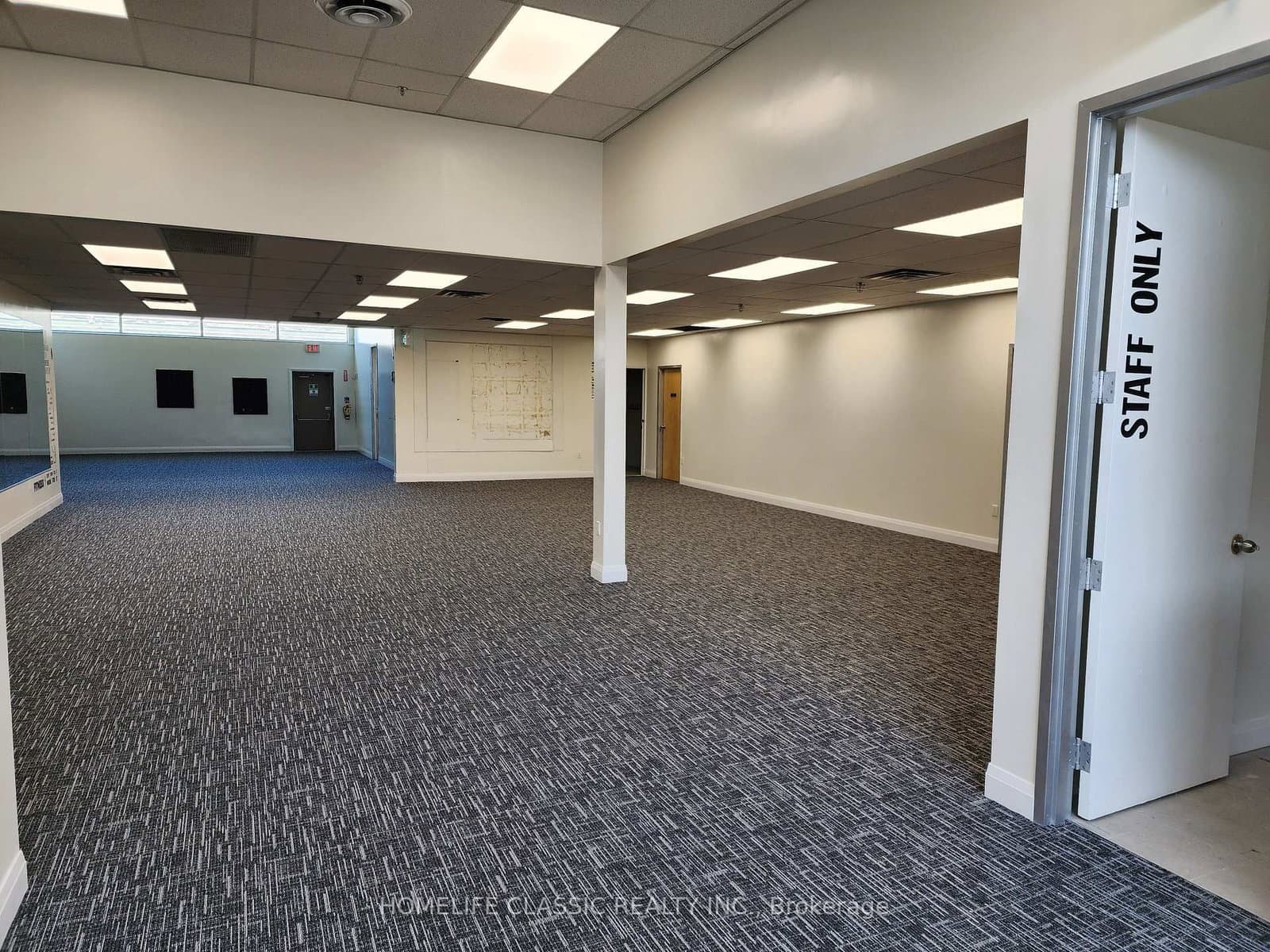 64 Prince Andrew Place, Unit 2 thumbnail 4
