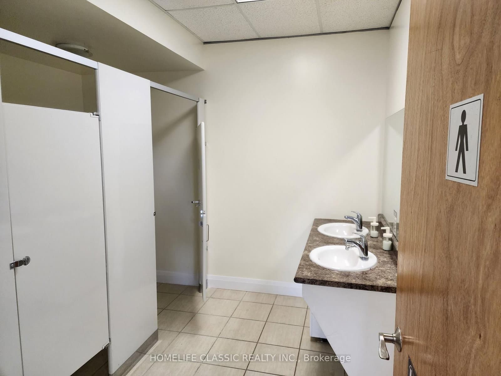 64 Prince Andrew Place, Unit 2 thumbnail 7