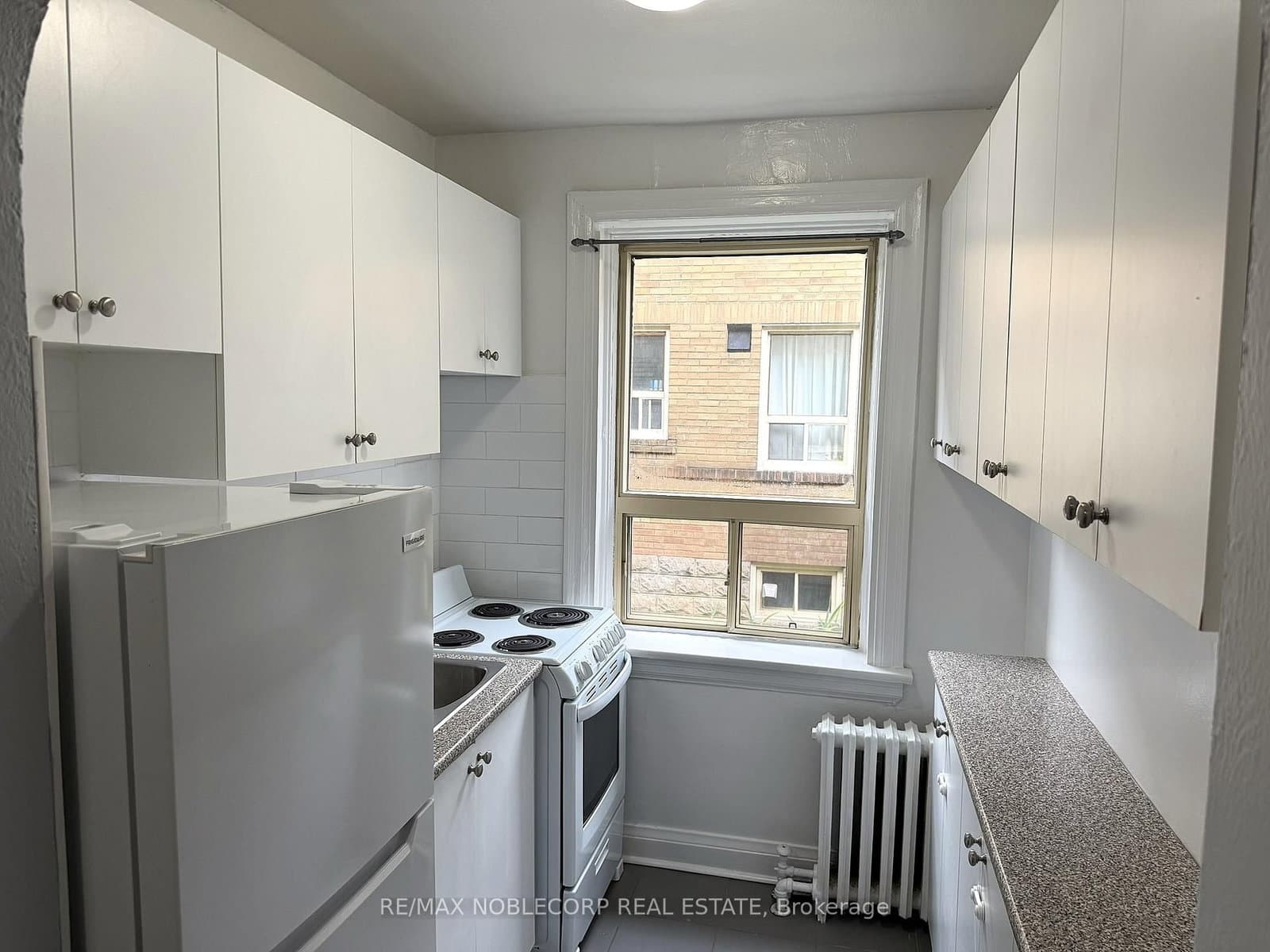 1377 Bayview Avenue, Unit 1 thumbnail 7