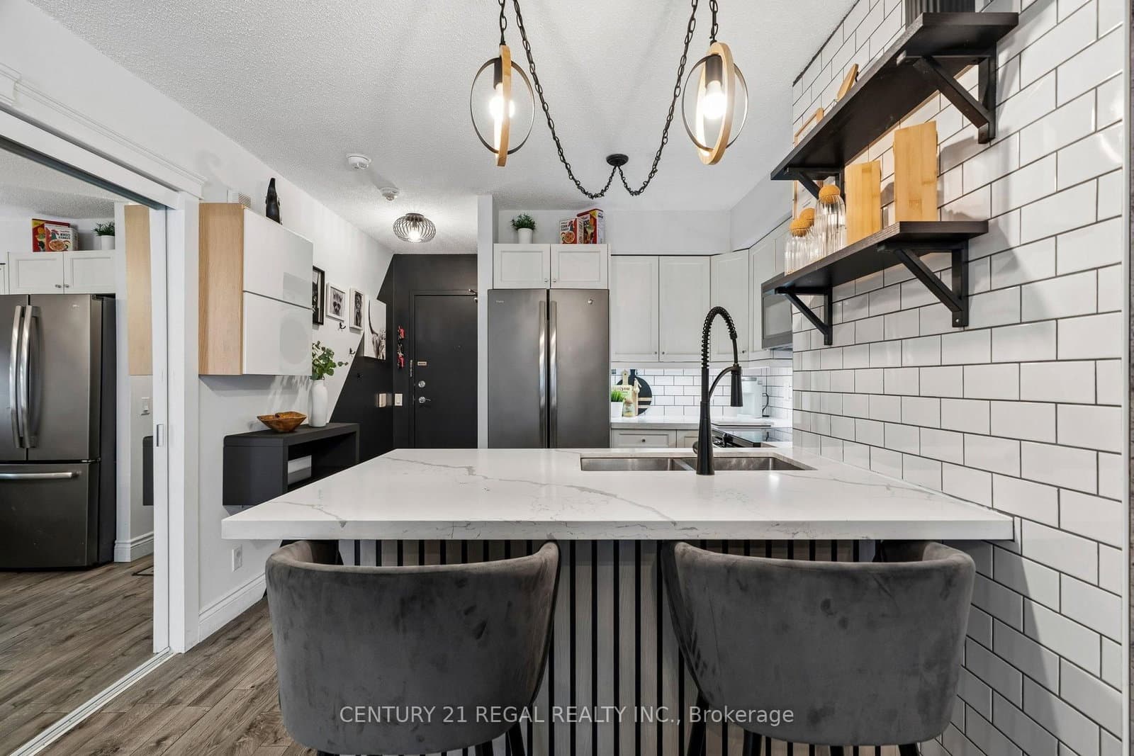 361 Front Street W, Unit 507 thumbnail 4