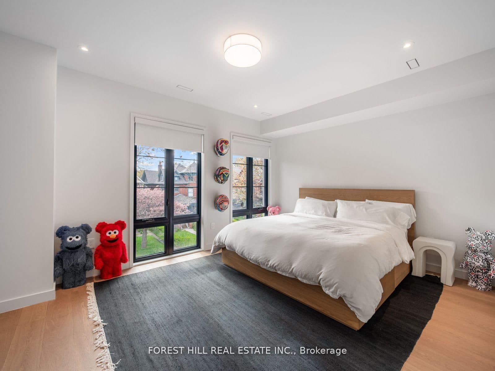 77 Kendal Avenue thumbnail 24