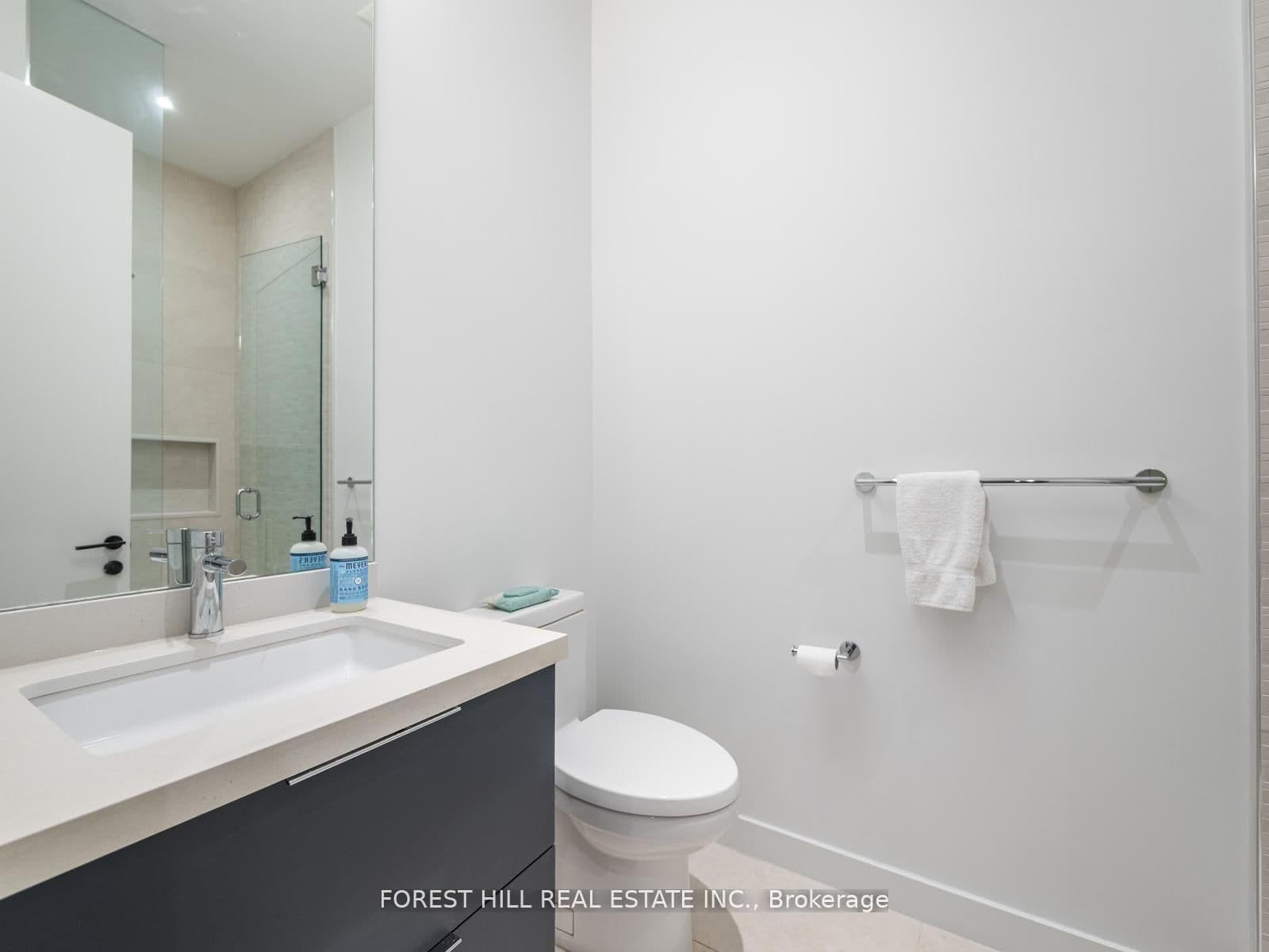 77 Kendal Avenue thumbnail 35
