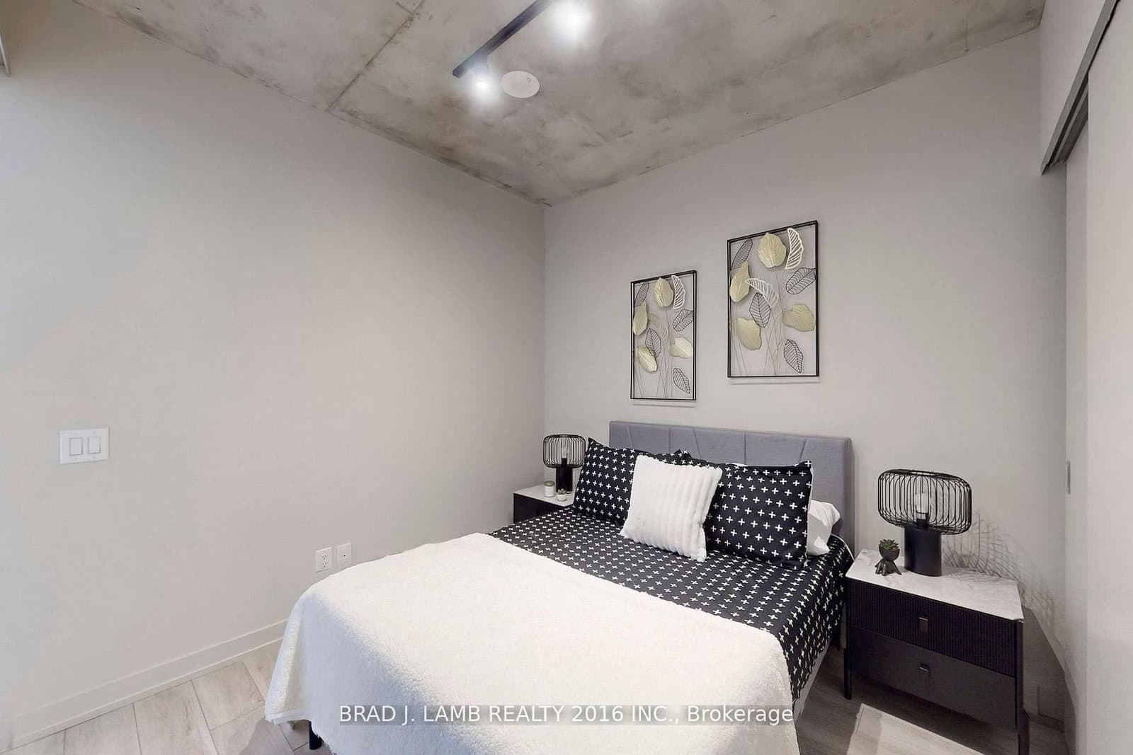 458 Richmond Street W, Unit 1207 thumbnail 10