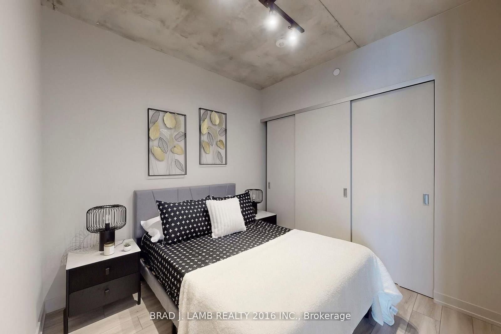 458 Richmond Street W, Unit 1207 thumbnail 17