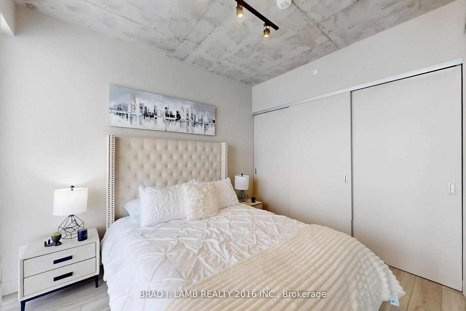 458 Richmond Street W, Unit 1207 thumbnail 23