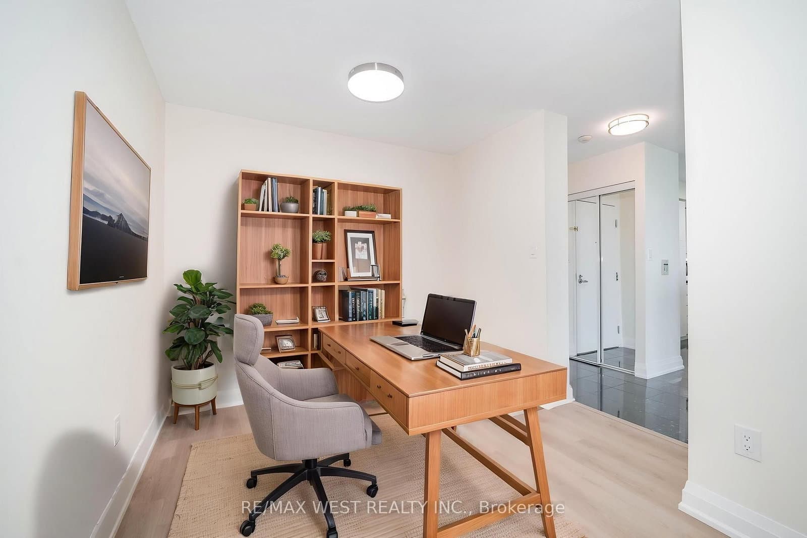 23 Lorraine Drive, Unit 2105 thumbnail 5