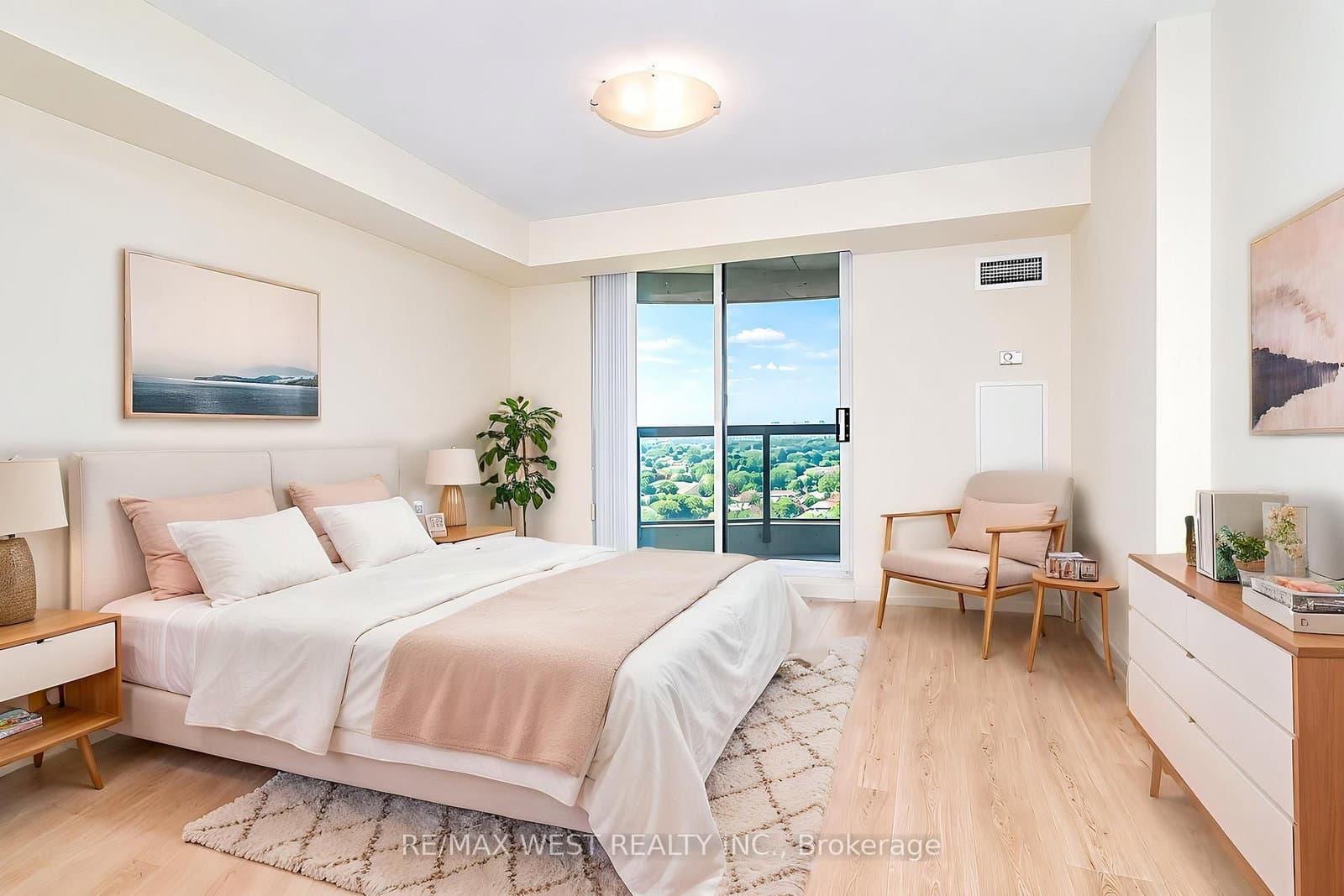 23 Lorraine Drive, Unit 2105 thumbnail 6