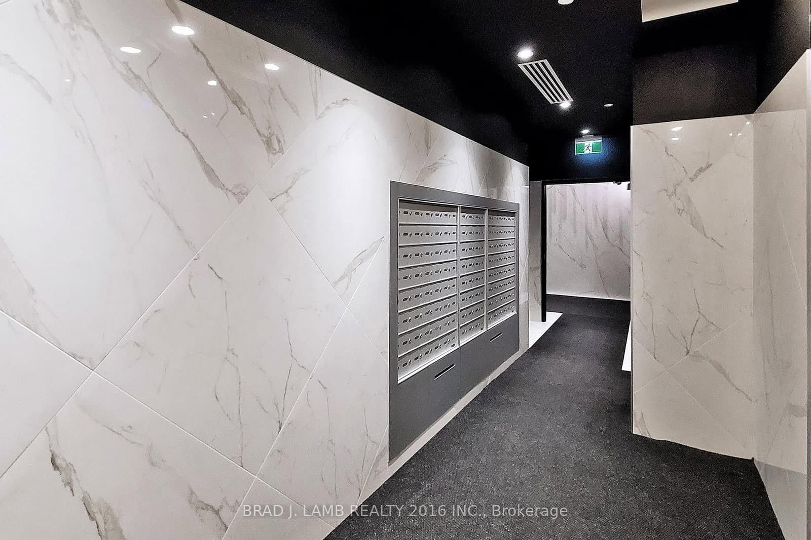 458 Richmond Street W, Unit 1601 thumbnail 20