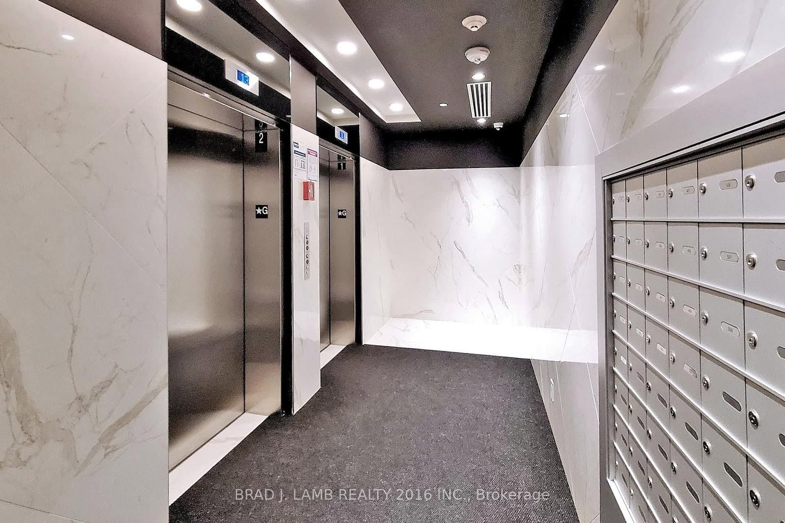 458 Richmond Street W, Unit 1601 thumbnail 21