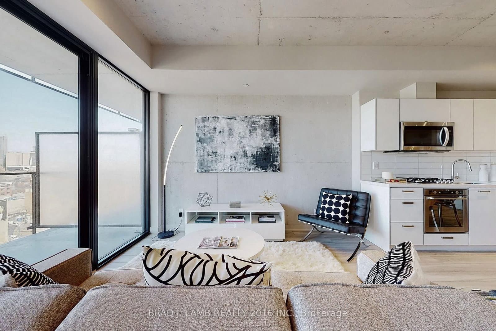 458 Richmond Street W, Unit 1601 thumbnail 6
