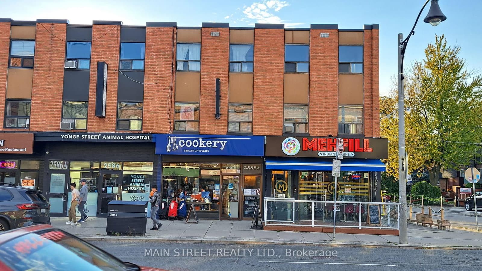 2588 & 2590 Yonge Street - Image 1