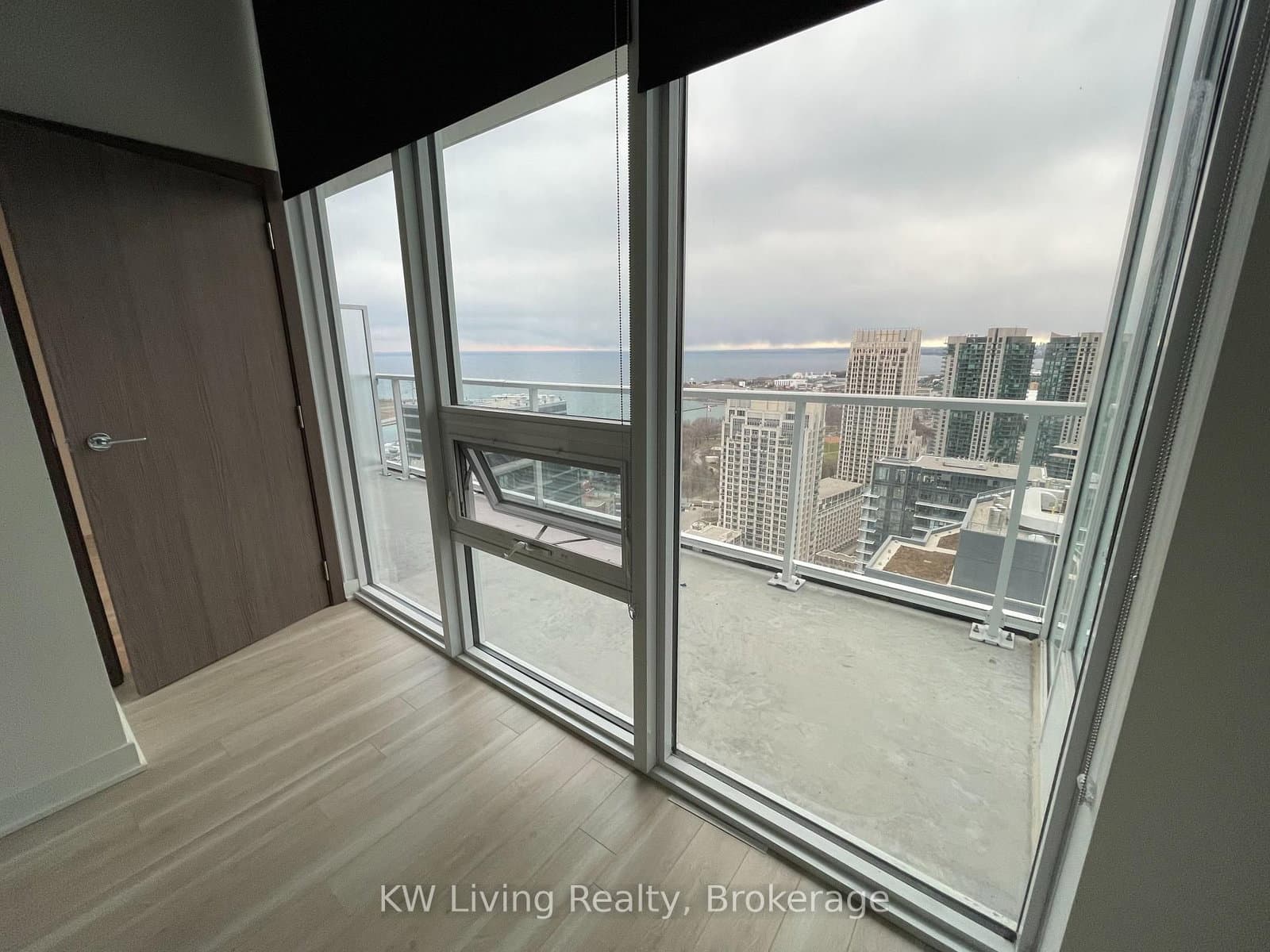 19 Bathurst Street, Unit 4202 thumbnail 11