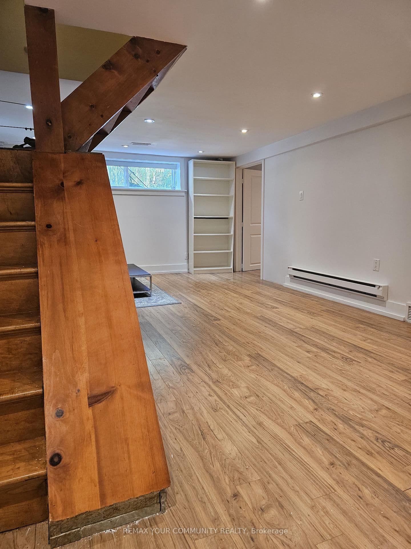 222 Patricia Avenue, Unit Basement thumbnail 15