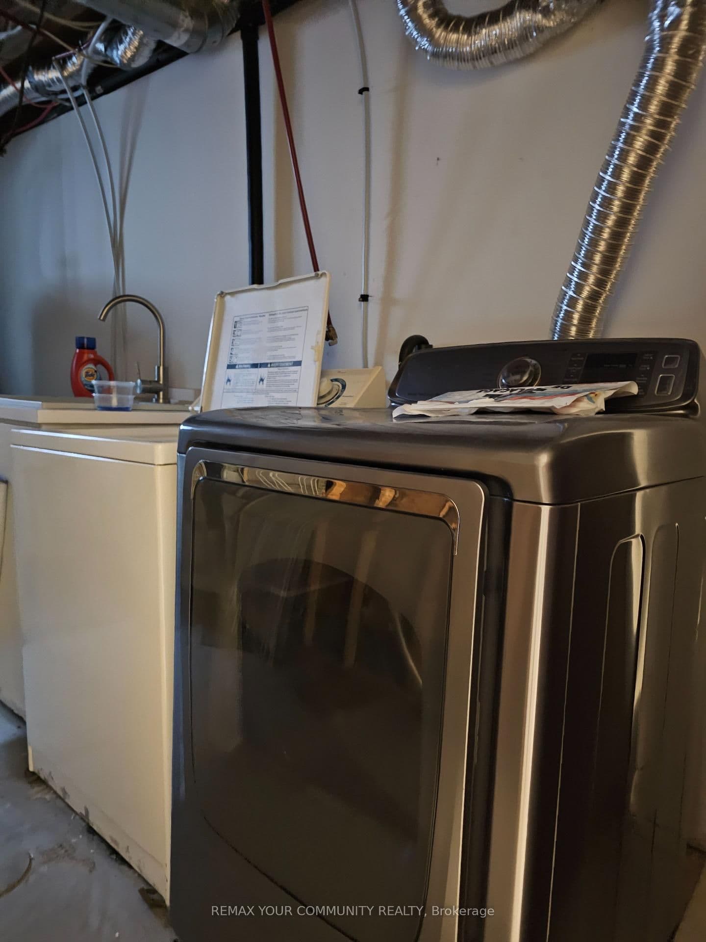 222 Patricia Avenue, Unit Basement thumbnail 23