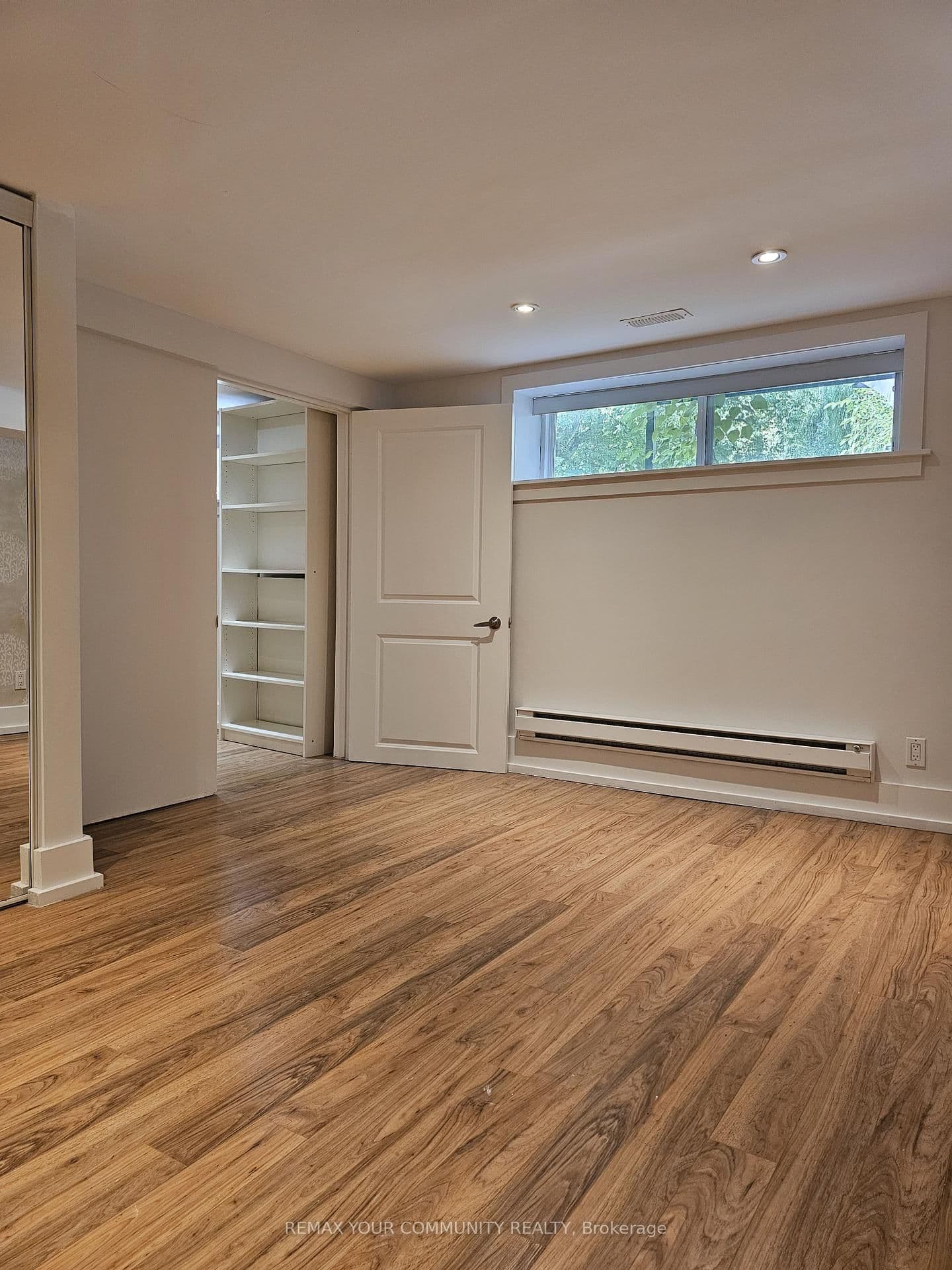 222 Patricia Avenue, Unit Basement thumbnail 7