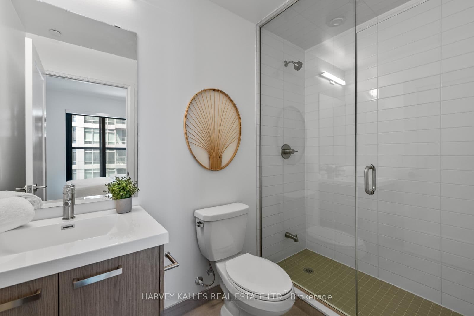 20 Soudan Avenue, Unit 1001 thumbnail 16
