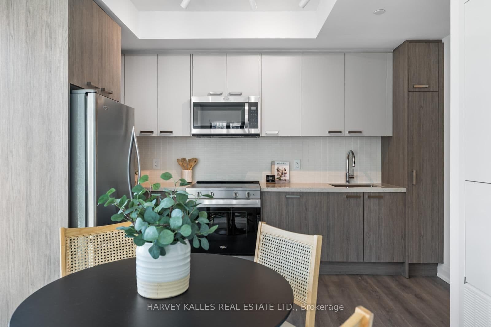 20 Soudan Avenue, Unit 1001 thumbnail 32