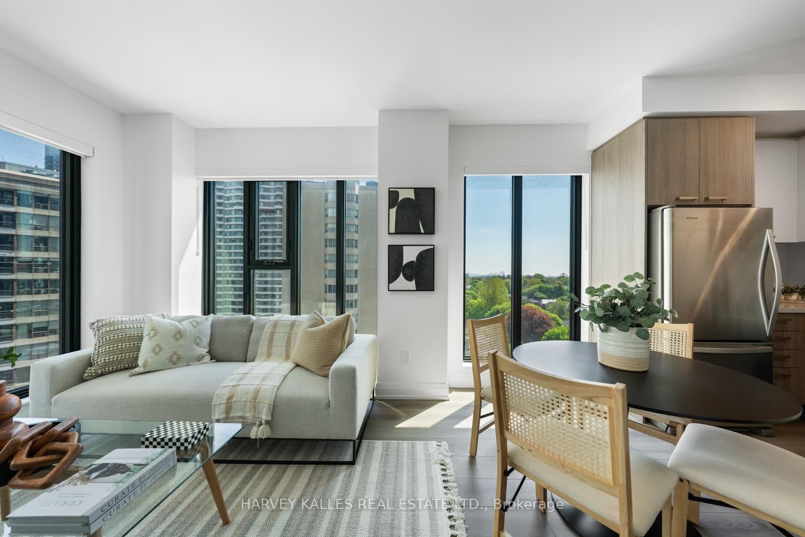 20 Soudan Avenue, Unit 1001 thumbnail 37