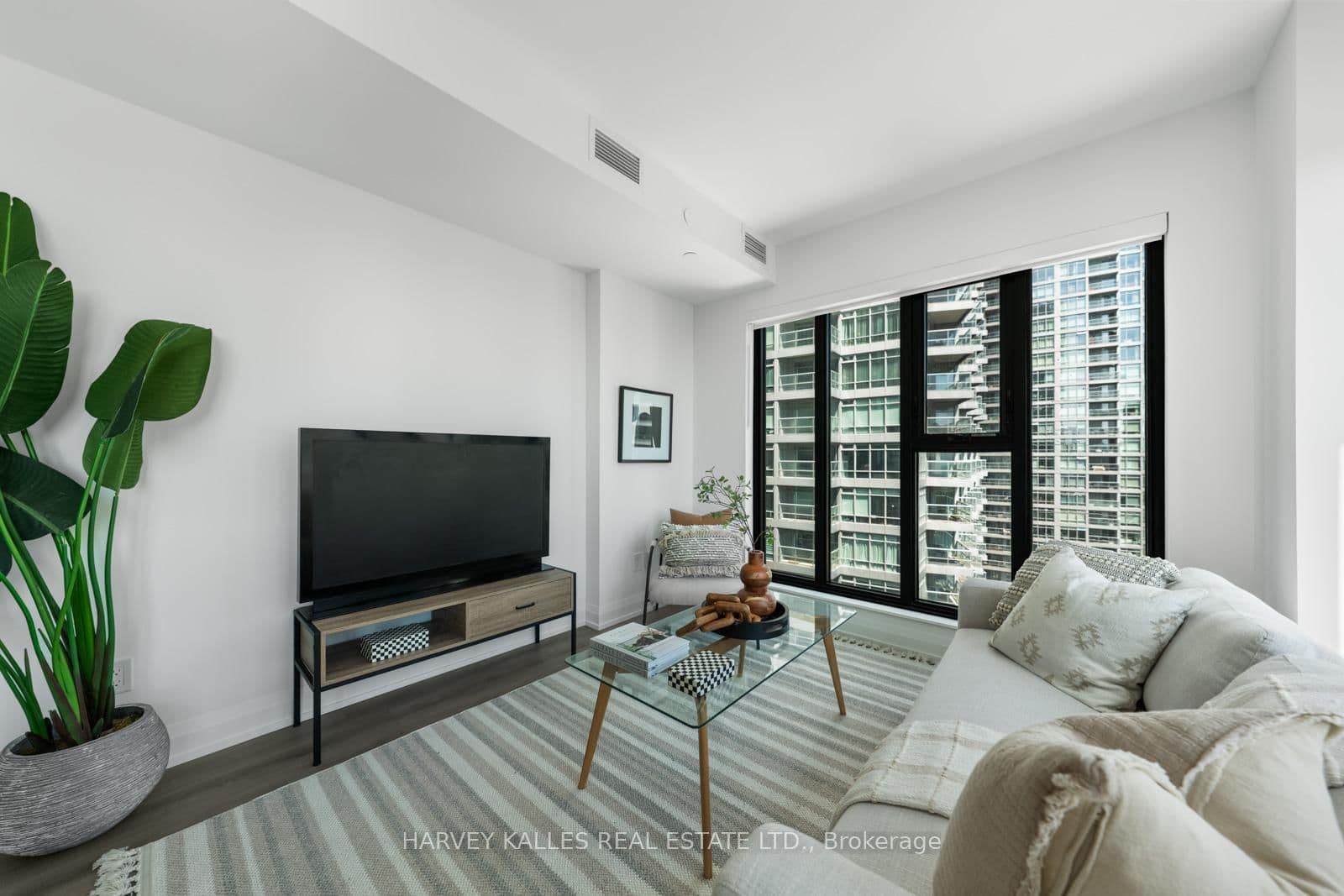 20 Soudan Avenue, Unit 1001 thumbnail 39
