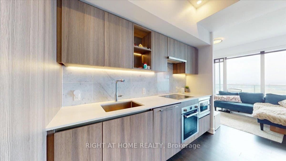 19 Bathurst Street, Unit 3011 thumbnail 10
