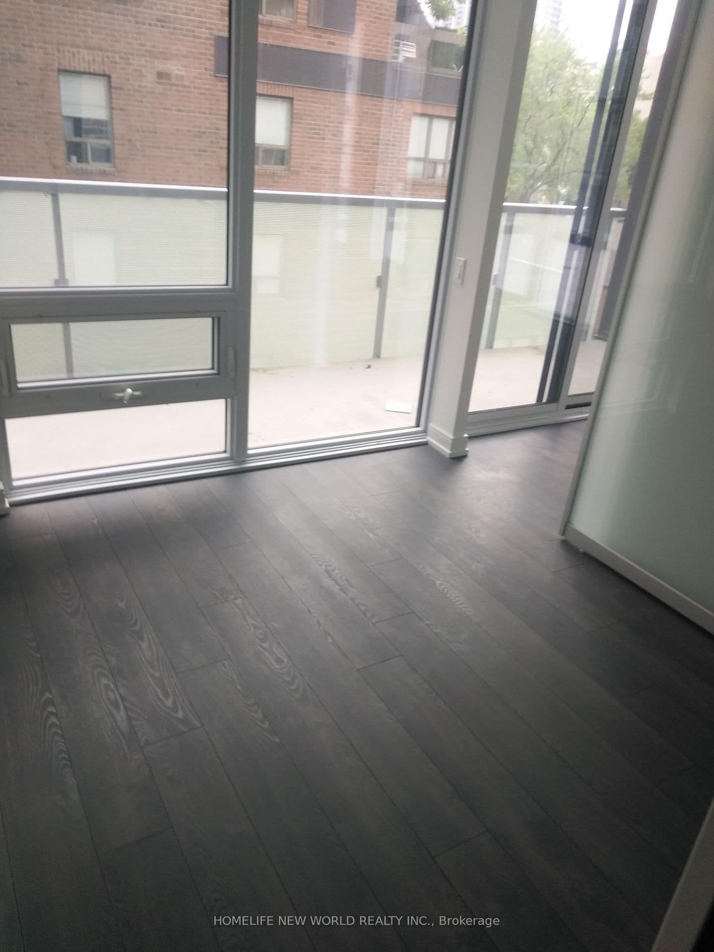 28 Wellesley Street E, Unit 507 thumbnail 16