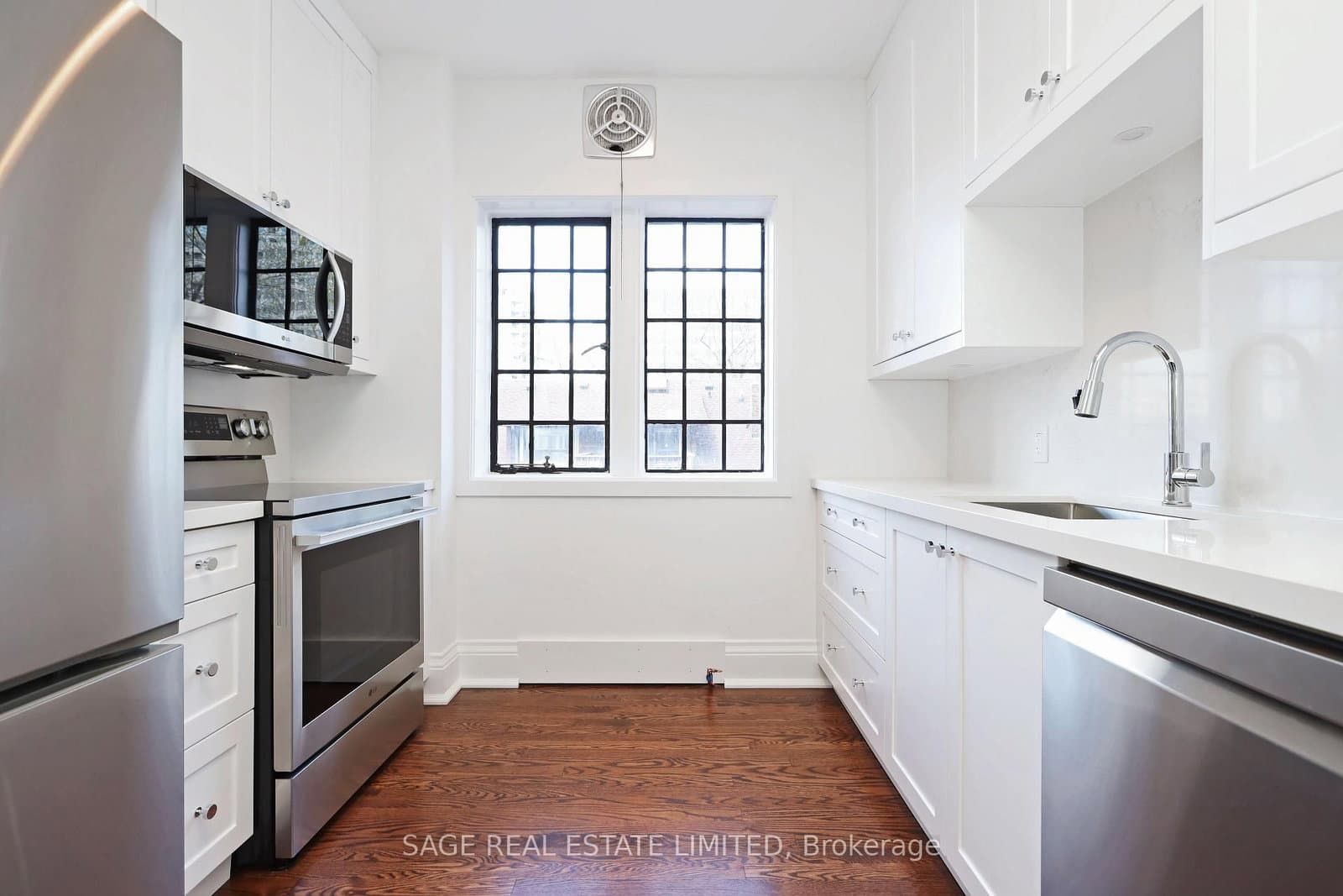 150 Balmoral Avenue, Unit 304 thumbnail 7