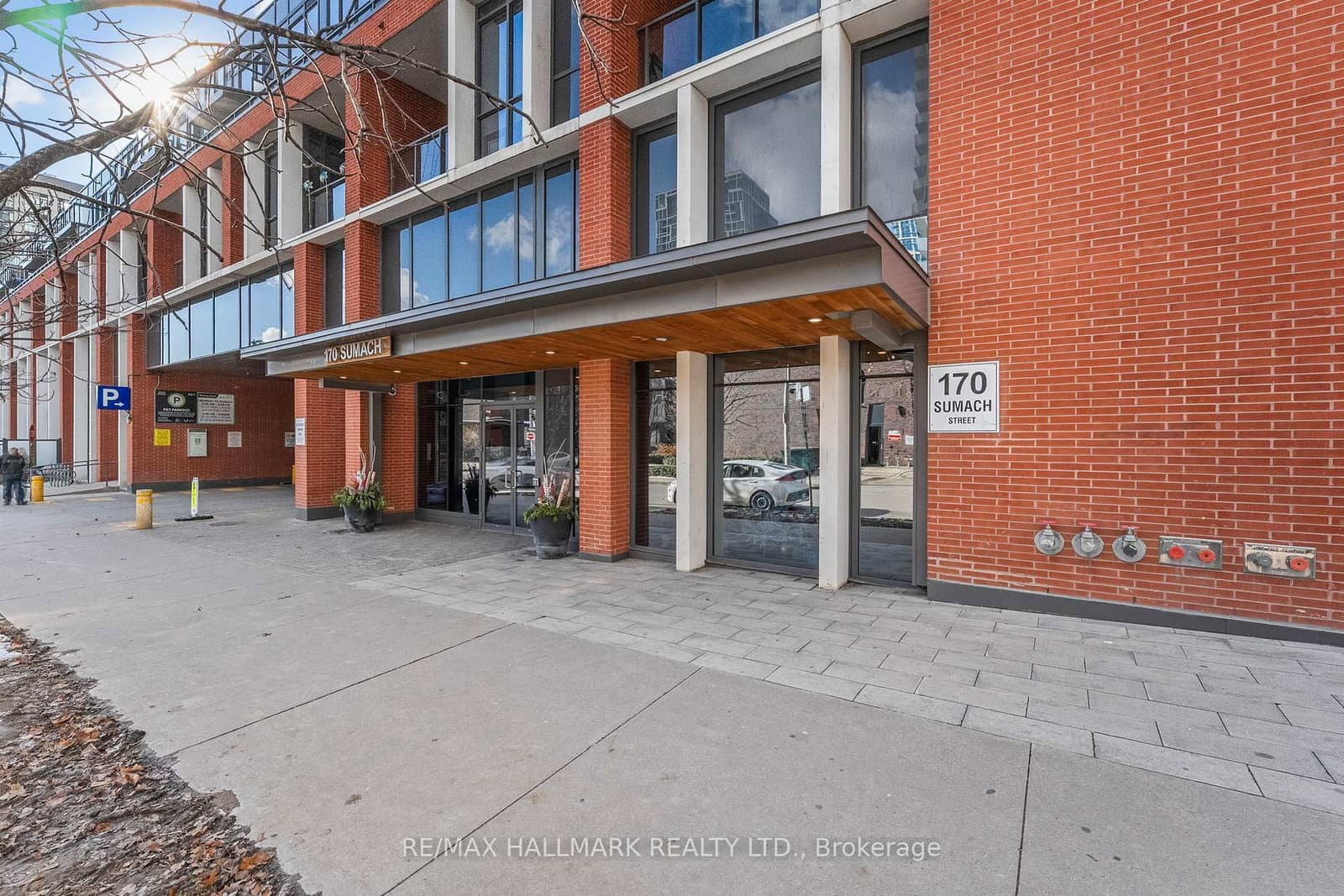 170 Sumach Street, Unit 1407 thumbnail 3