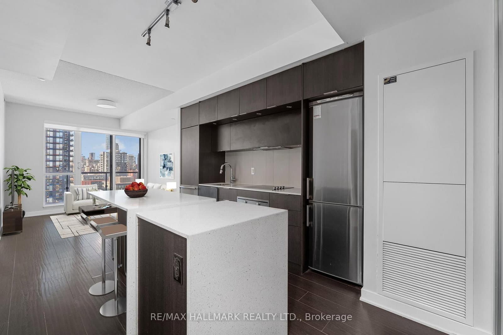 170 Sumach Street, Unit 1407 thumbnail 5