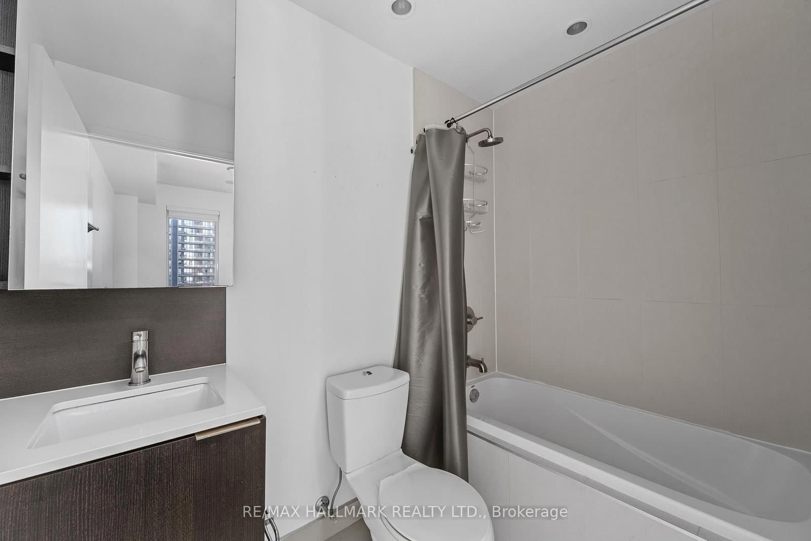 170 Sumach Street, Unit 1407 thumbnail 8
