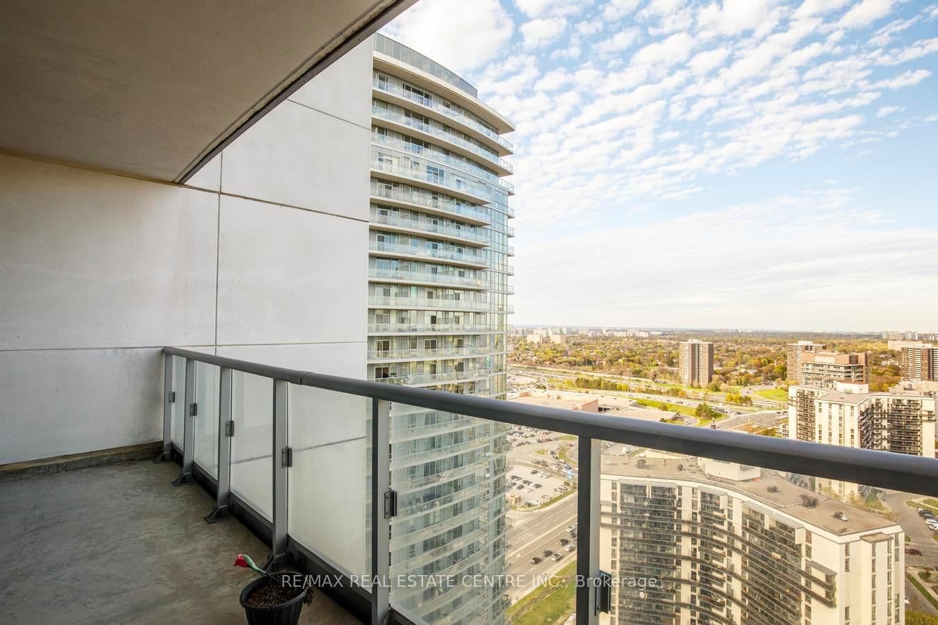 66 Forest Manor Road, Unit 2707 thumbnail 23