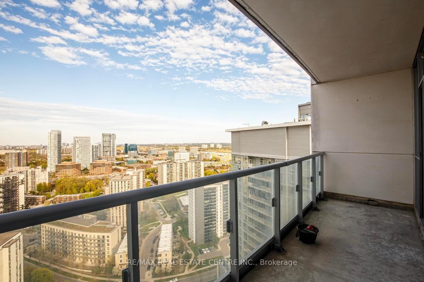 66 Forest Manor Road, Unit 2707 thumbnail 24
