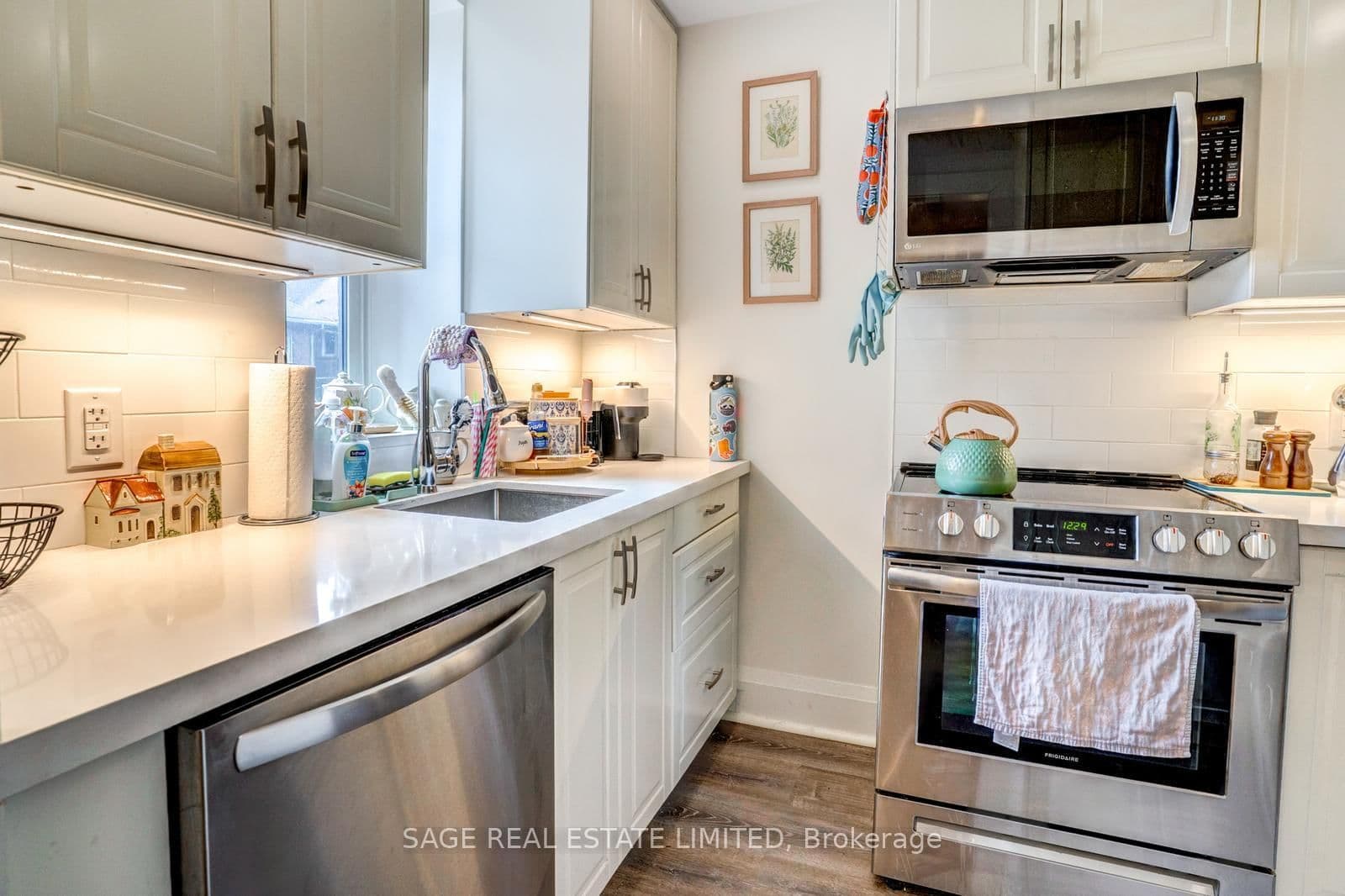 48 Lawton Boulevard, Unit 15 thumbnail 10