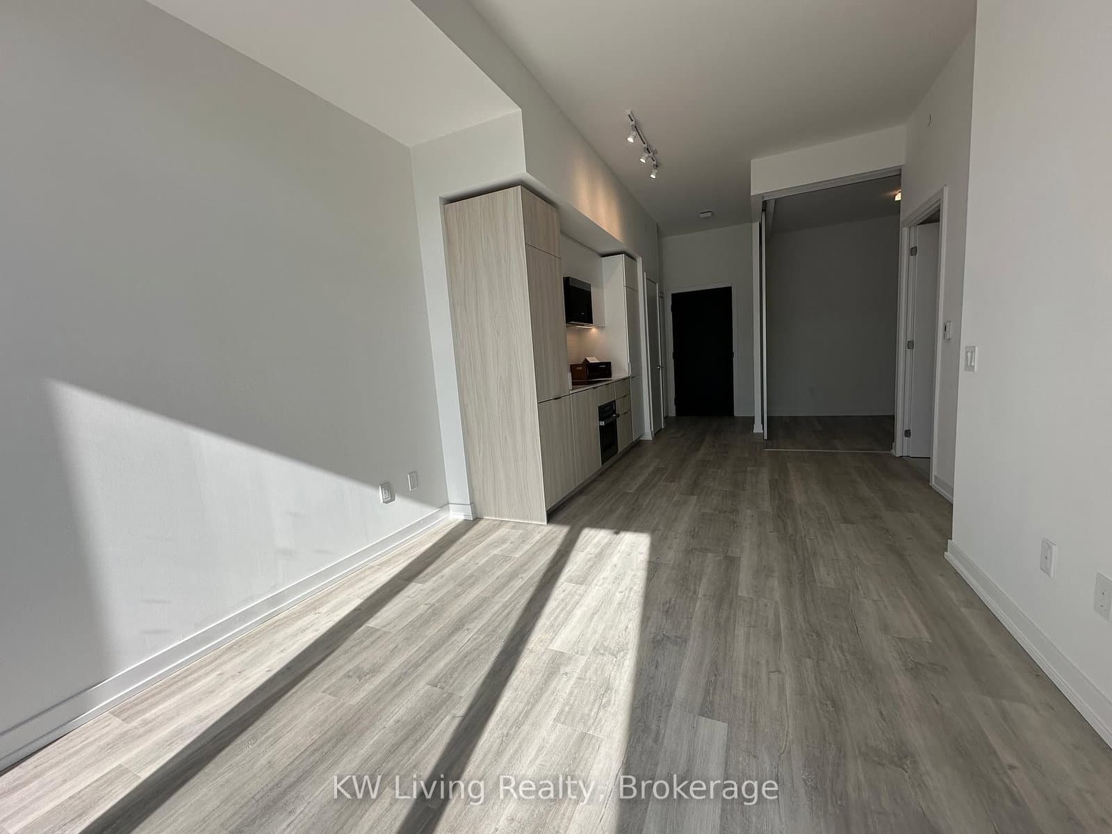 28 Eastern Avenue, Unit 616 thumbnail 11