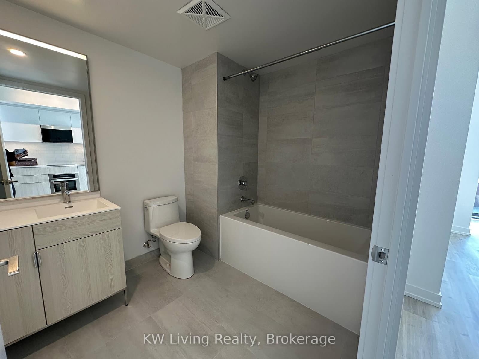28 Eastern Avenue, Unit 616 thumbnail 16