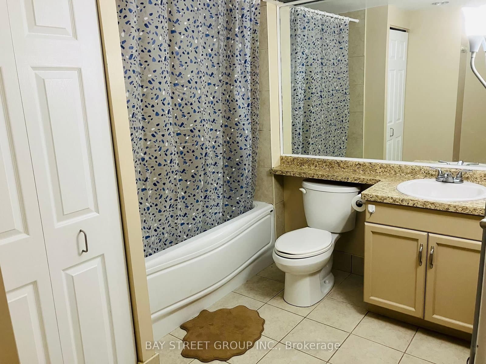 284 Bloor Street W, Unit 902 thumbnail 16