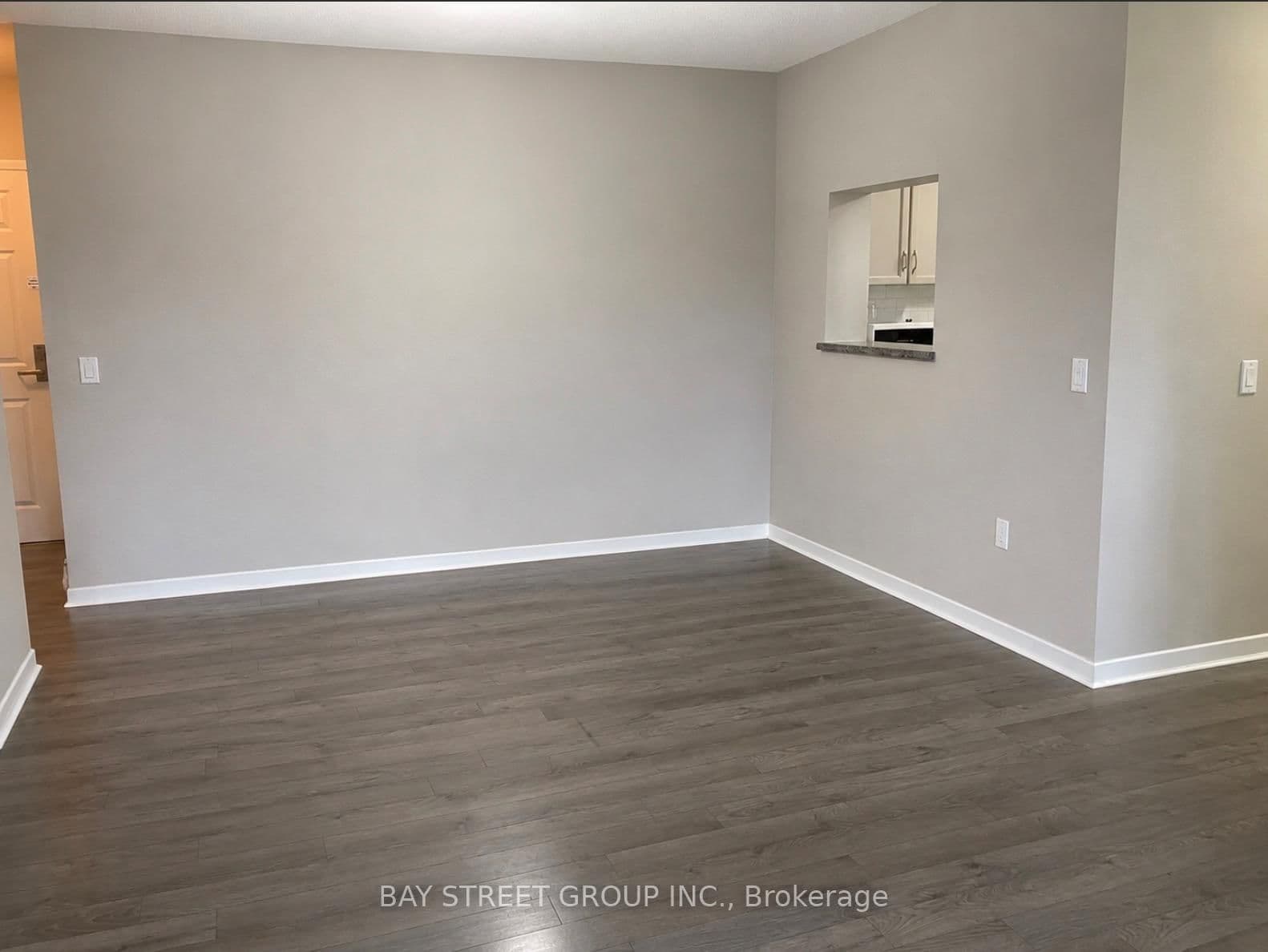 284 Bloor Street W, Unit 902 thumbnail 2