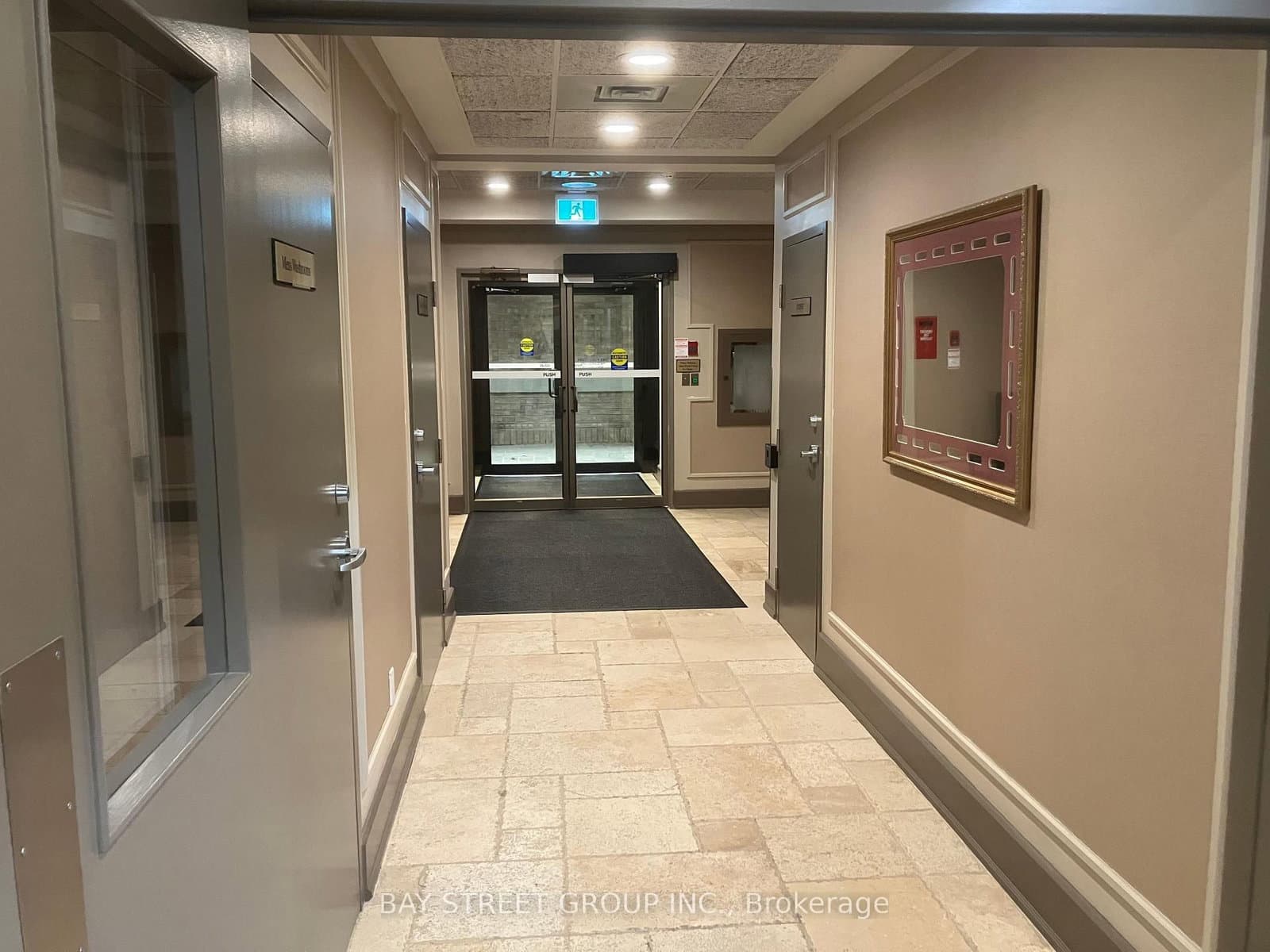 284 Bloor Street W, Unit 902 thumbnail 22