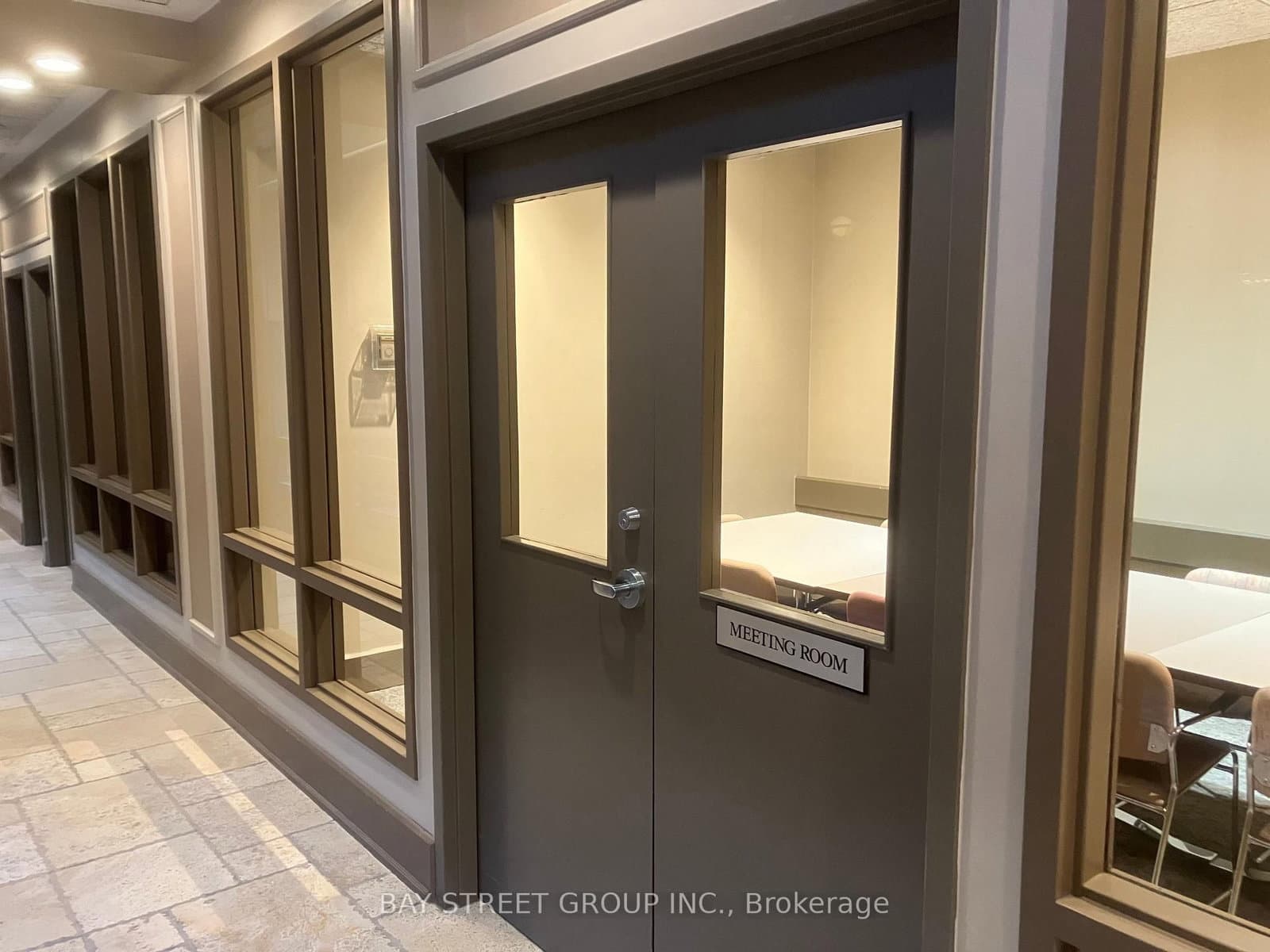 284 Bloor Street W, Unit 902 thumbnail 24