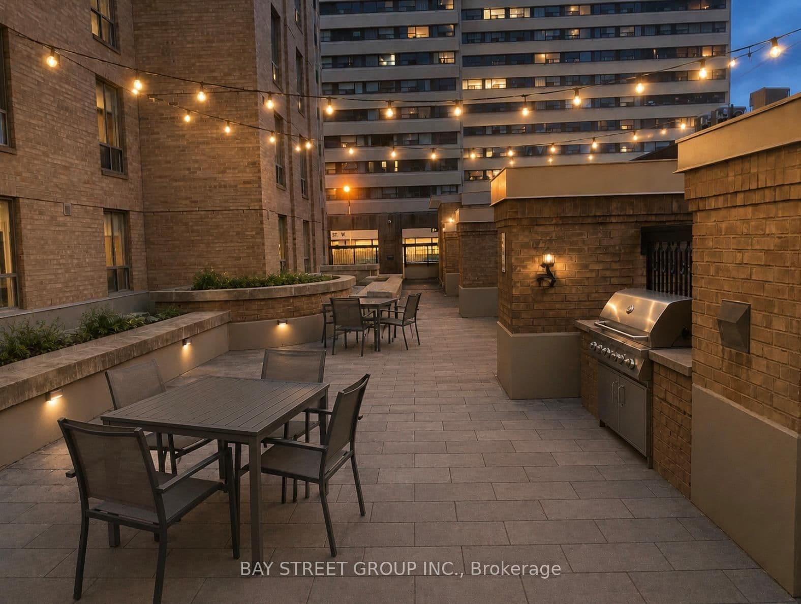 284 Bloor Street W, Unit 902 thumbnail 28
