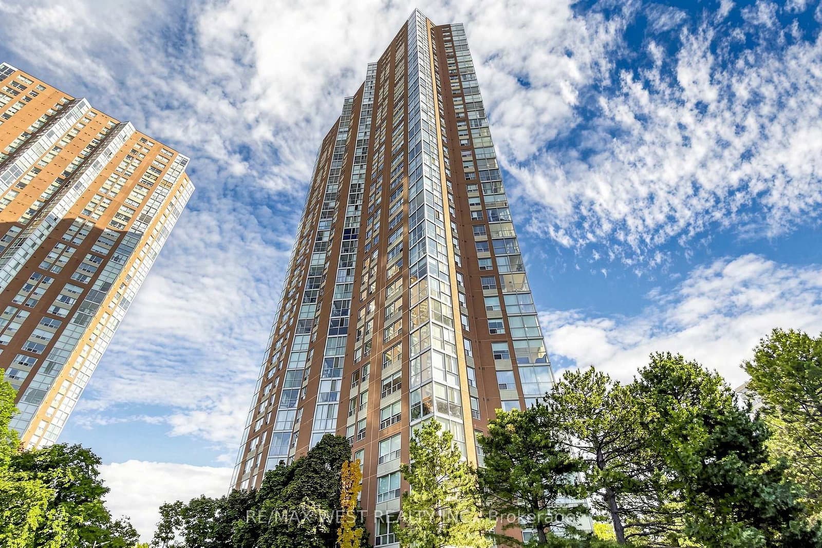 5 Concorde Place, Unit 1302 - Image 1