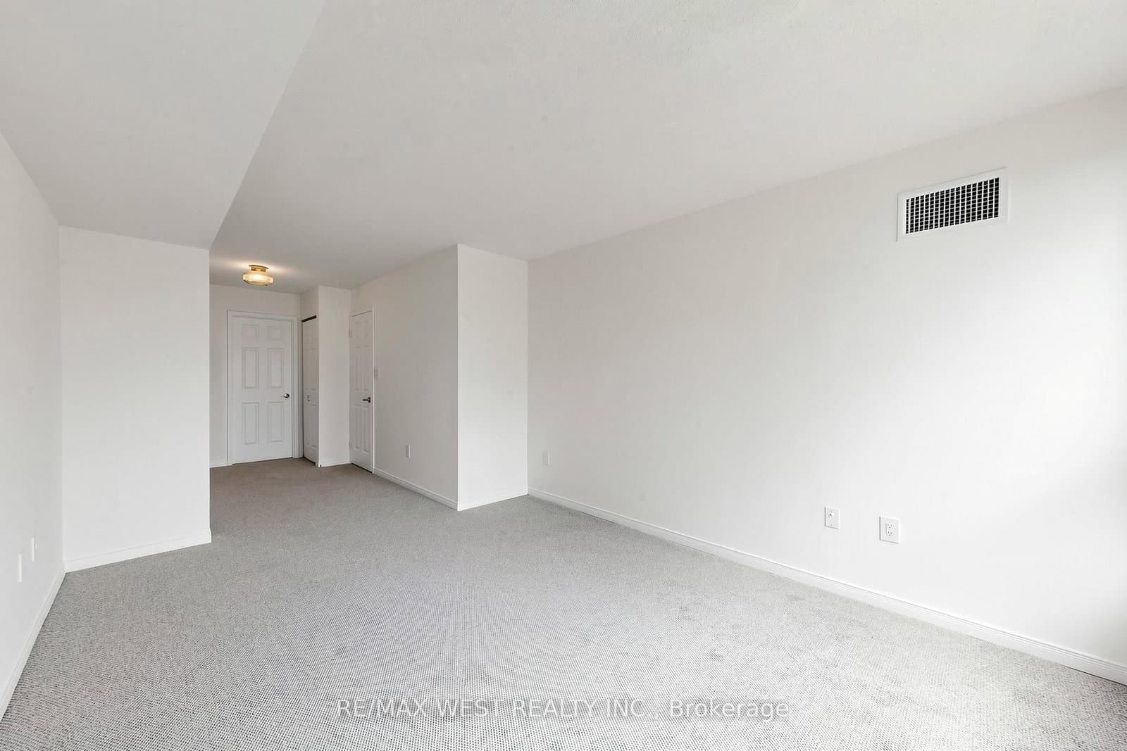 5 Concorde Place, Unit 1302 thumbnail 27
