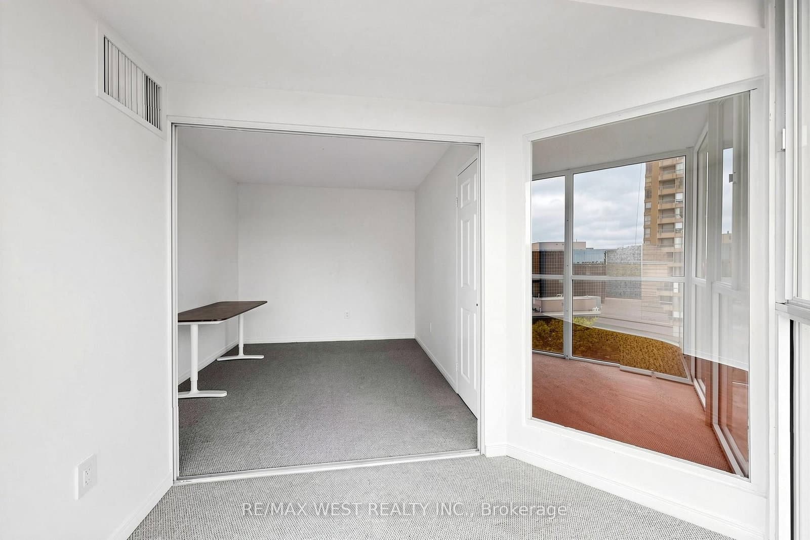 5 Concorde Place, Unit 1302 thumbnail 31