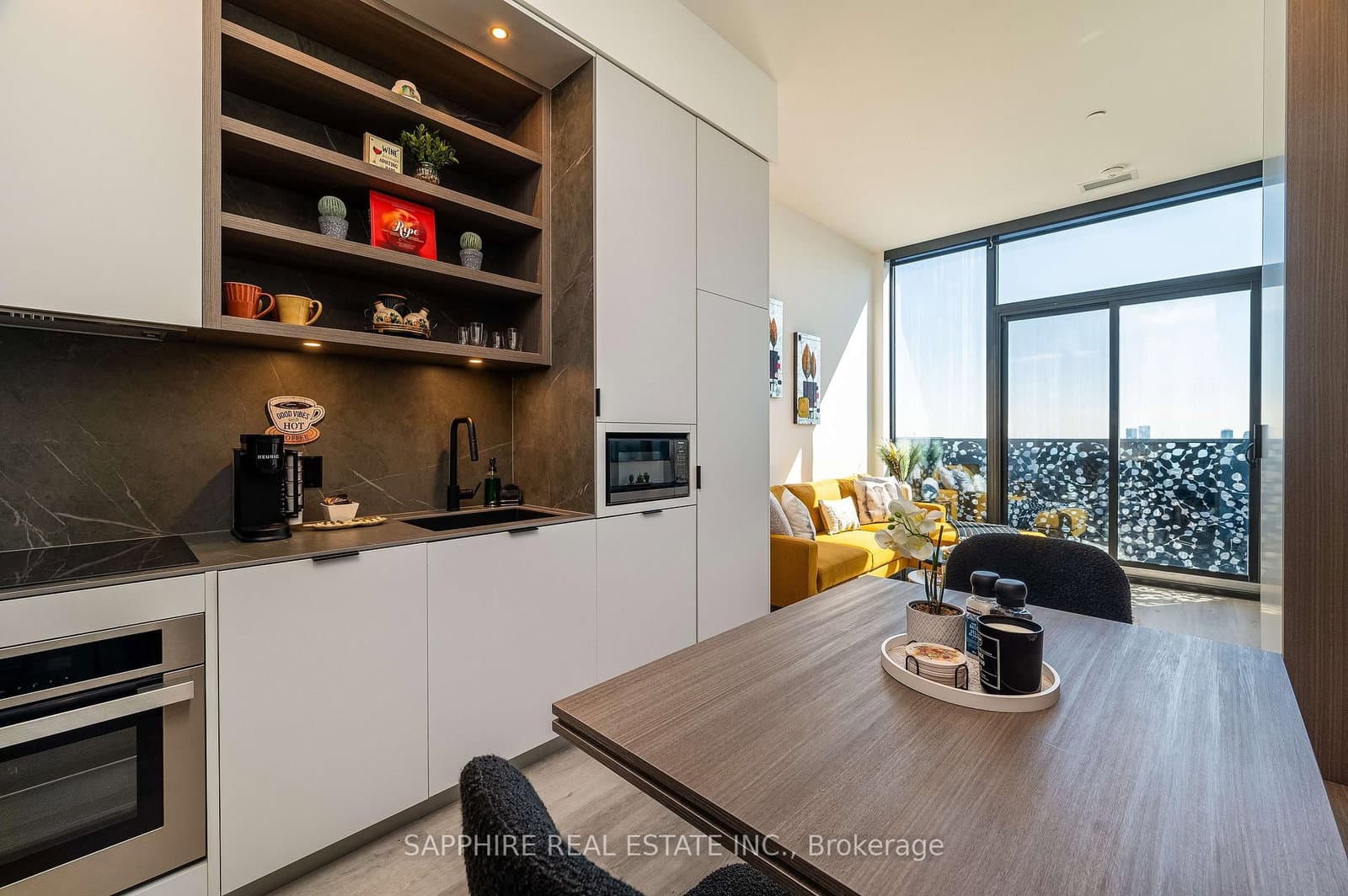 55 Charles Street E, Unit 5104 thumbnail 10
