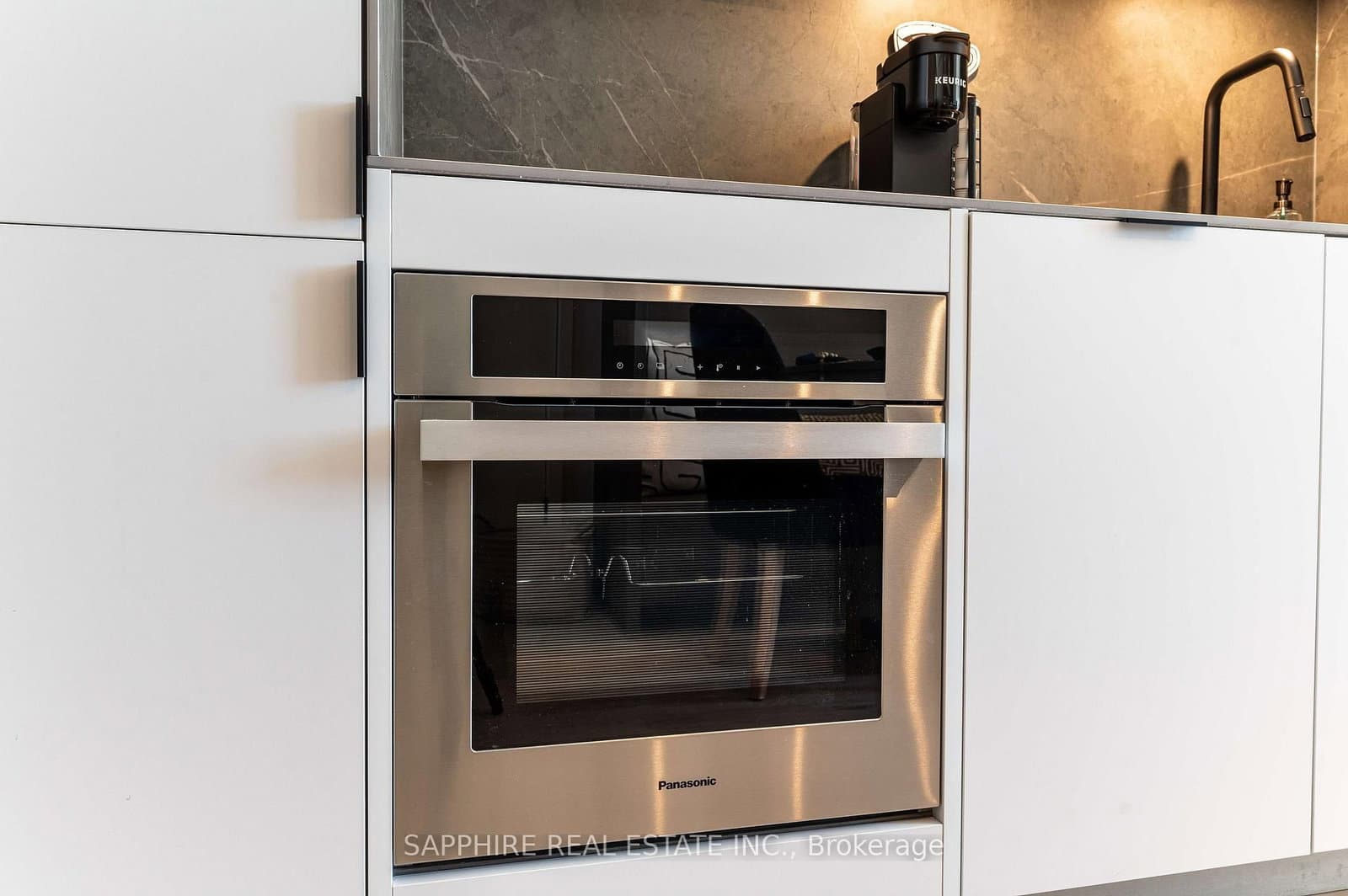 55 Charles Street E, Unit 5104 thumbnail 14