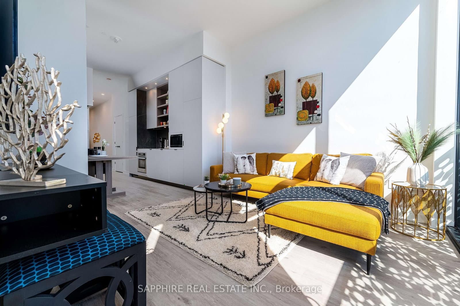 55 Charles Street E, Unit 5104 thumbnail 22